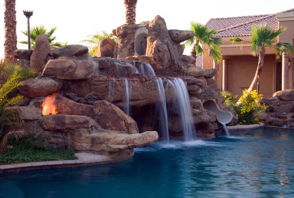 為什么漂亮的仿真假山能調節