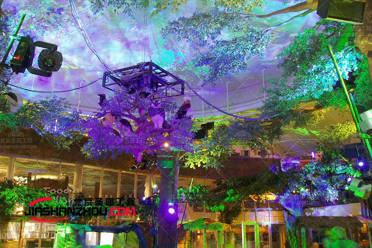 湖南仿真樹秋日餐廳的溫柔時(shí)光仿佛被萬(wàn)圣節(jié)小靈吻了嘴角