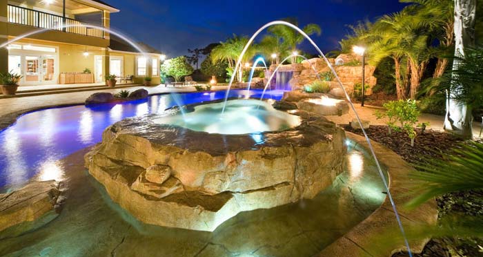 仿真假山.jpg 仿真假山