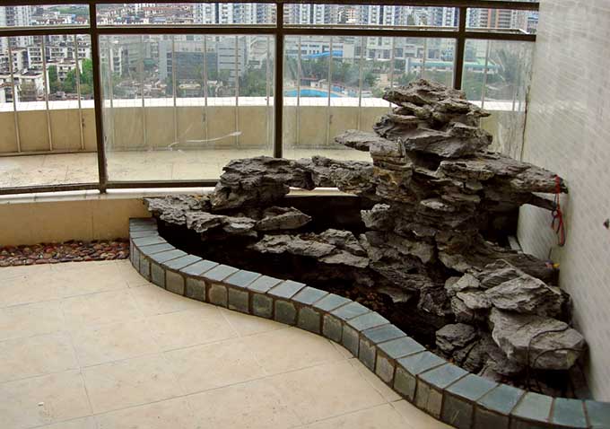 小型英德石假山.jpg 小型英德石假山