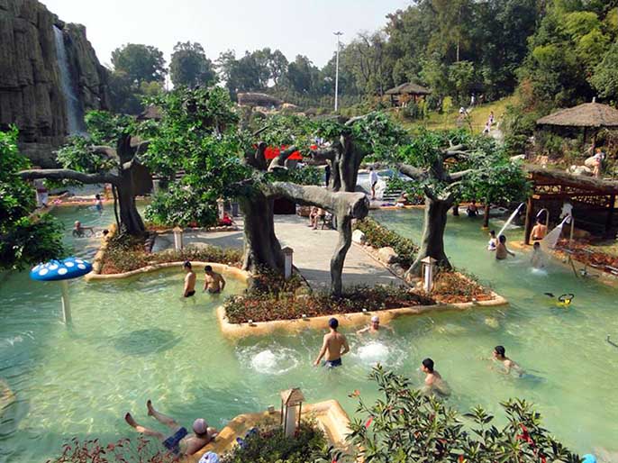 水泥假山假樹.jpeg 水泥假山假樹