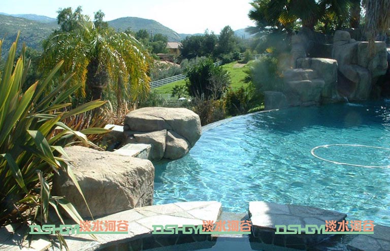 塑石假山圖片.jpg 塑石假山圖片