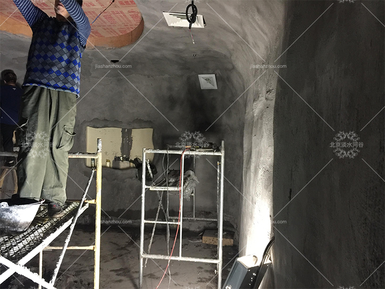 山洞住人.jpg 山洞住人