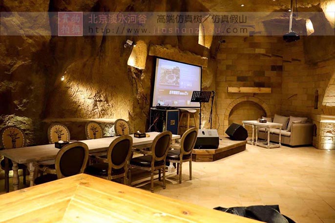 水泥仿真山洞酒窖酒吧.jpg 水泥仿真山洞酒窖酒吧