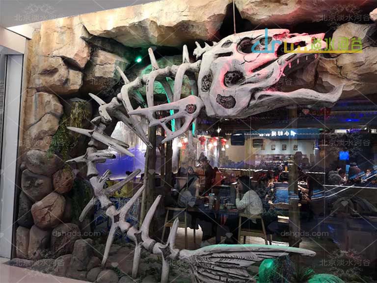 水泥洞穴咖啡館.jpg 水泥洞穴咖啡館