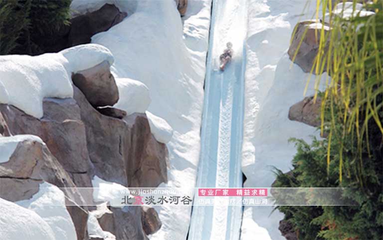 塑石假山.jpg 塑石假山