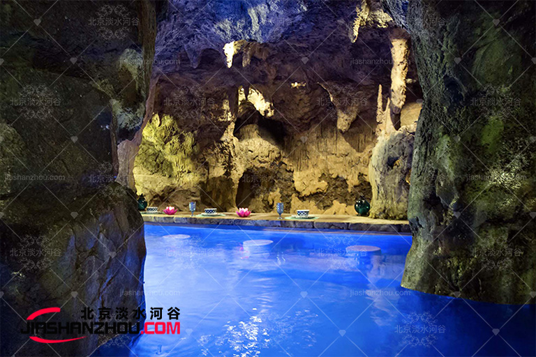 塑石假山.jpg 塑石假山