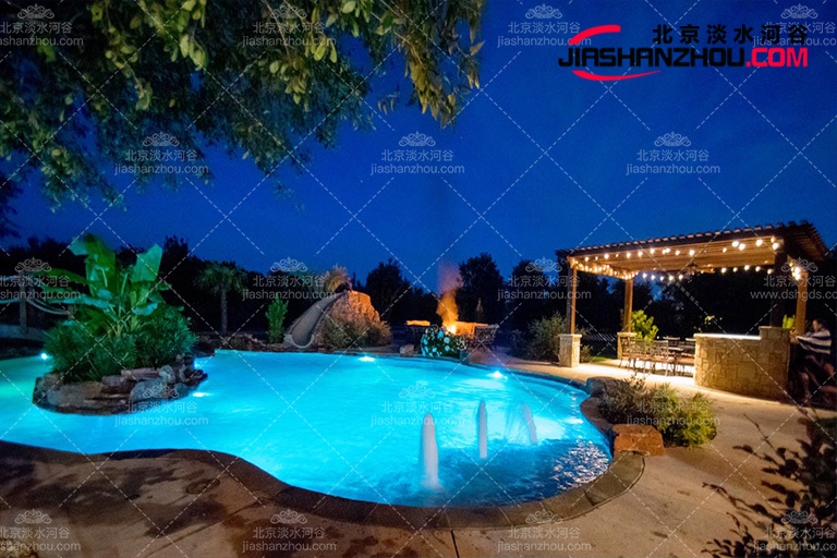 塑石假山.jpg 塑石假山