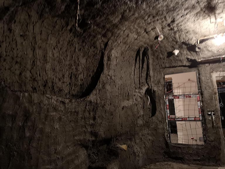 洞穴酒店.jpg 洞穴酒店