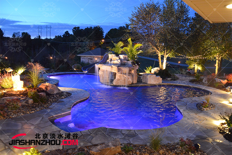 塑石假山.jpg 塑石假山