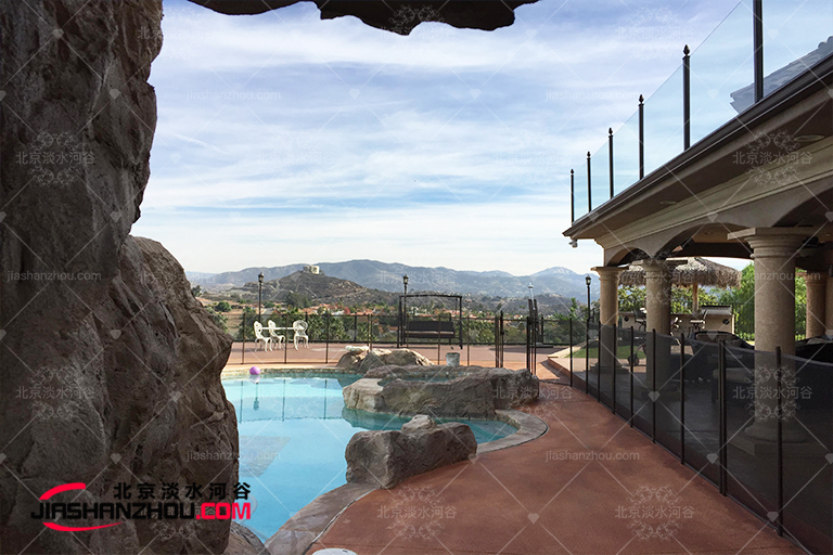 塑石假山.jpg 塑石假山