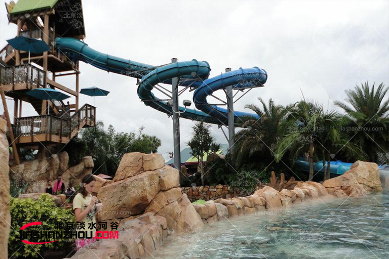 塑石假山.jpg 塑石假山