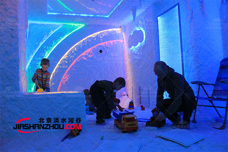 仿真鹽洞轟趴館.jpg 仿真鹽洞轟趴館