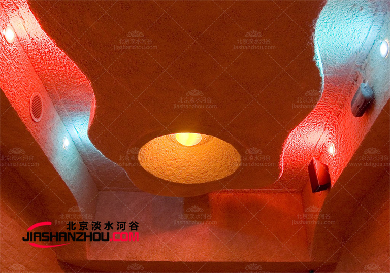 仿真鹽洞轟趴館.jpg 仿真鹽洞轟趴館