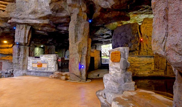 山洞會所.jpg 山洞會所