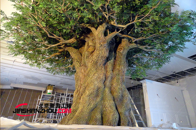 仿真假樹.jpg 仿真假樹