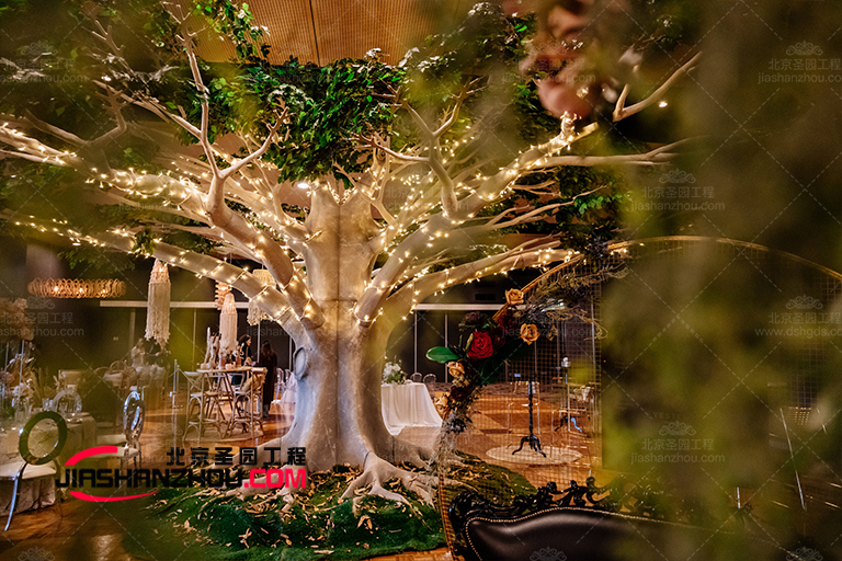 仿真假樹.jpg 仿真假樹