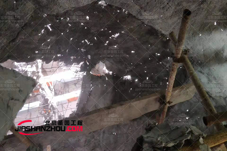 洞穴民宿浴室.jpg 洞穴民宿浴室