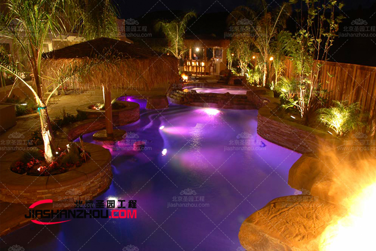 假山魚池.jpg 假山魚池