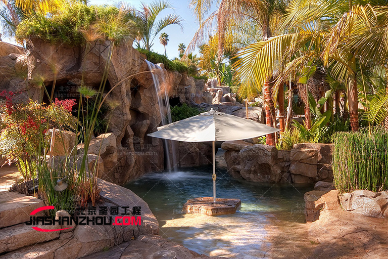 塑石假山.jpg 塑石假山