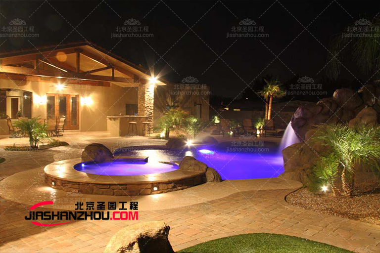 塑石假山水池.jpg 塑石假山水池