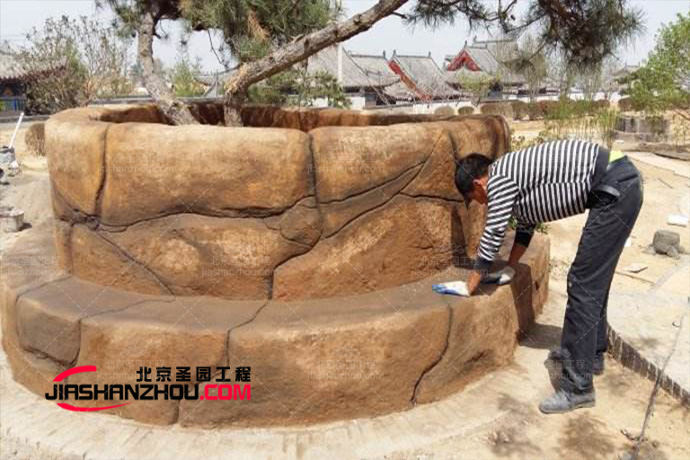 塑石假山水池.jpg 塑石假山水池