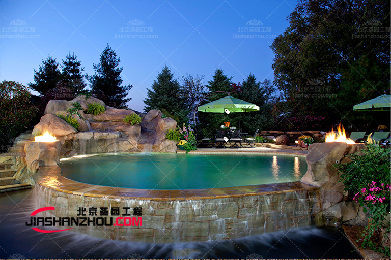 塑石假山.jpg 塑石假山