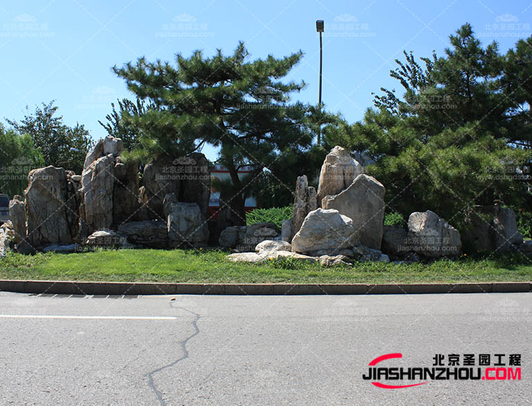 塑石假山.jpg 塑石假山