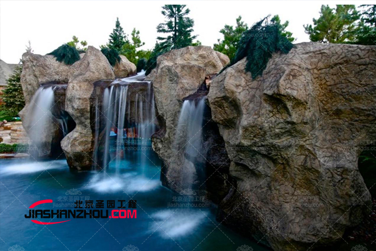 塑石假山.jpg 塑石假山.jpg