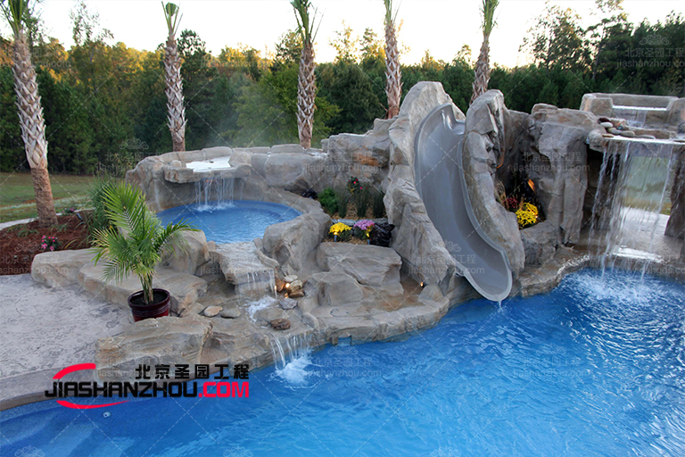 水泥假山.jpg 水泥假山.jpg