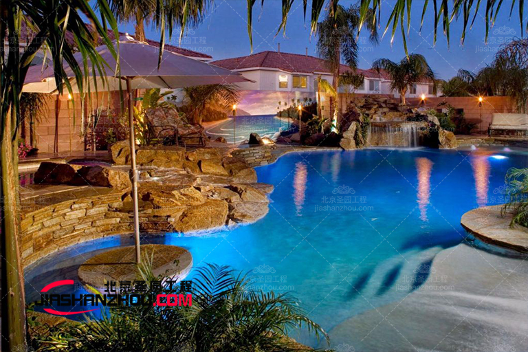 水泥假山.jpg 水泥假山.jpg