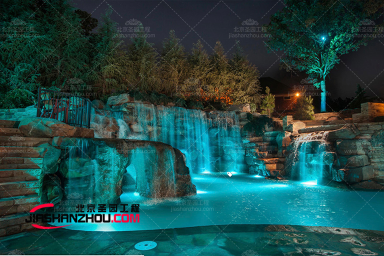 仿真假山.jpg 仿真假山.jpg