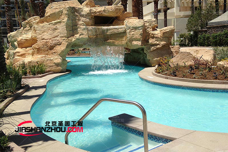 水泥假山.jpg 水泥假山.jpg