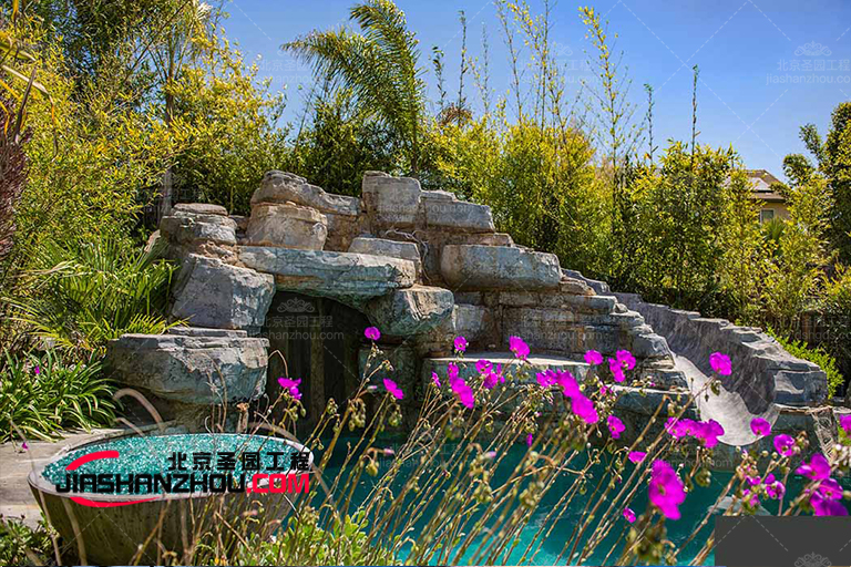 水泥假山.jpg 水泥假山.jpg