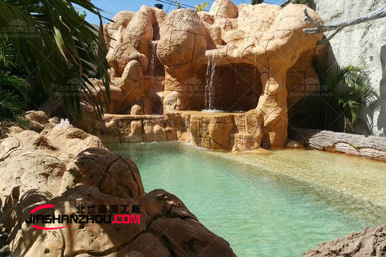 塑石假山.jpg 塑石假山.jpg