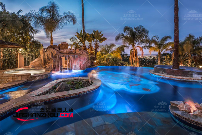 水泥假山.jpg 水泥假山.jpg