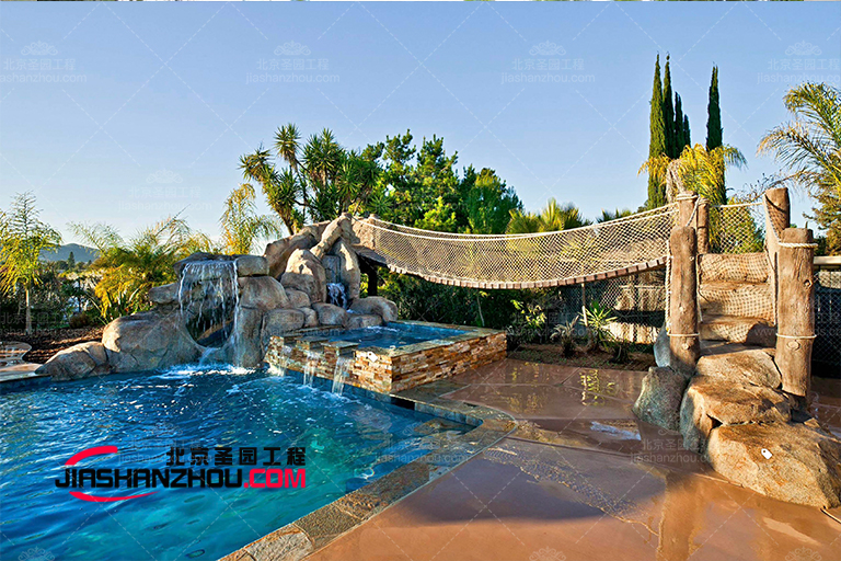 仿真假山.jpg 仿真假山.jpg