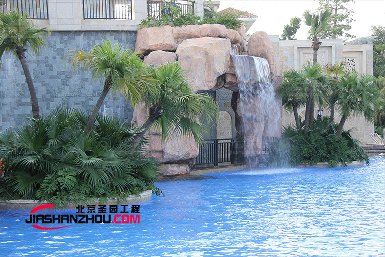 塑石假山.jpg 塑石假山.jpg