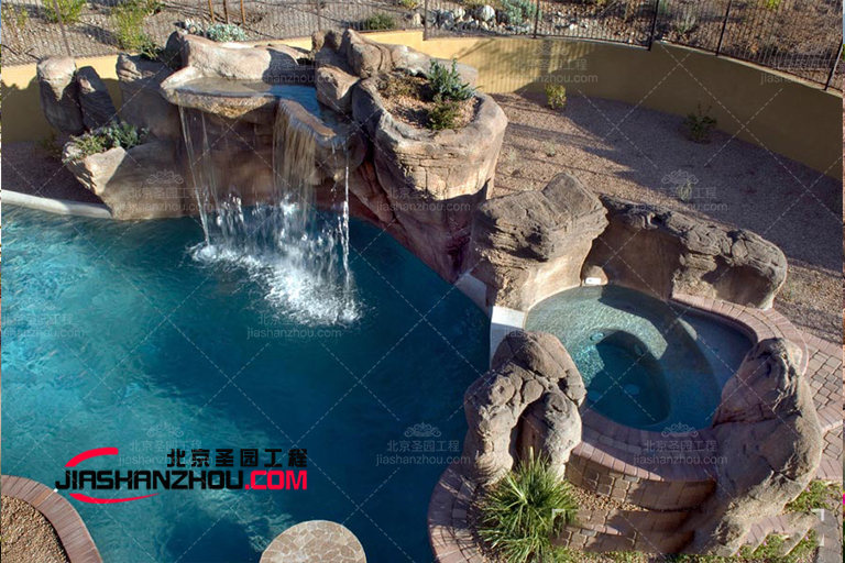 水泥假山.jpg 水泥假山.jpg