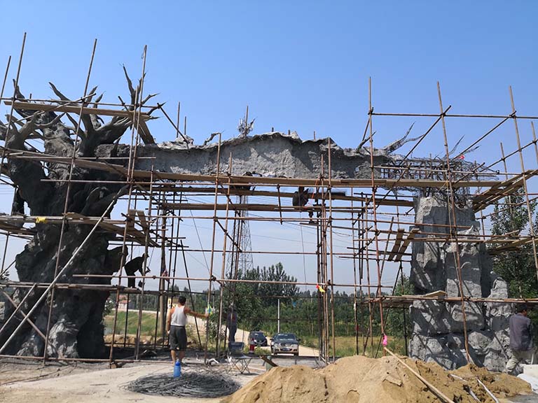 仿真樹(shù)大門(mén).jpg 仿真樹(shù)大門(mén).jpg