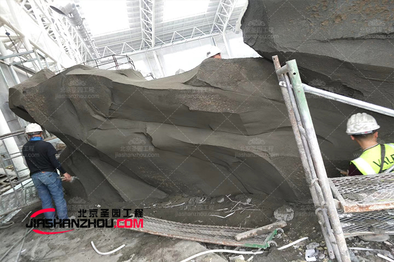 仿真假山.jpg 仿真假山