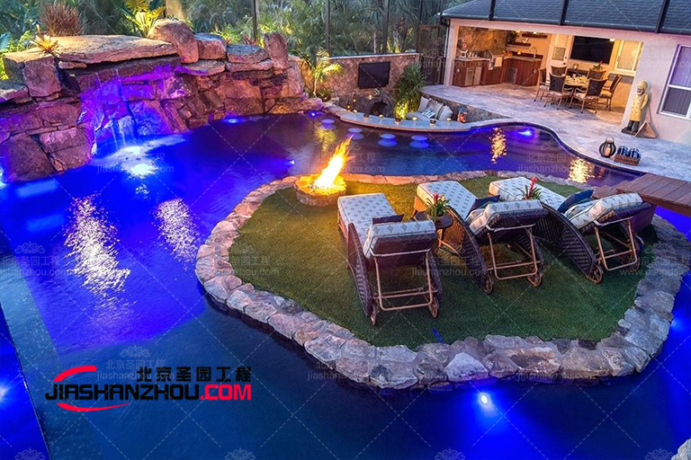 水泥假山.jpg 水泥假山